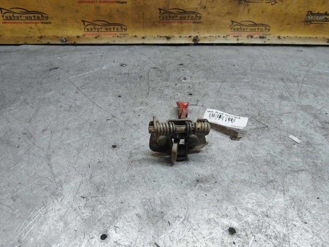 Ограничитель открывания двери передней YBECIO Peugeot 206 купить