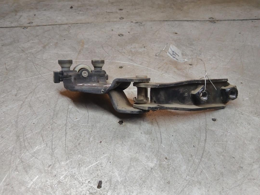 Ролик двери сдвижной MZD7ZI Volkswagen Caddy - Фото 4