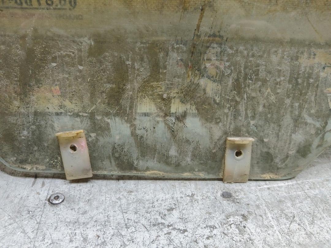 Стекло двери передней правой N5EUU1 Daewoo Nubira купить в магазине запчастей бу