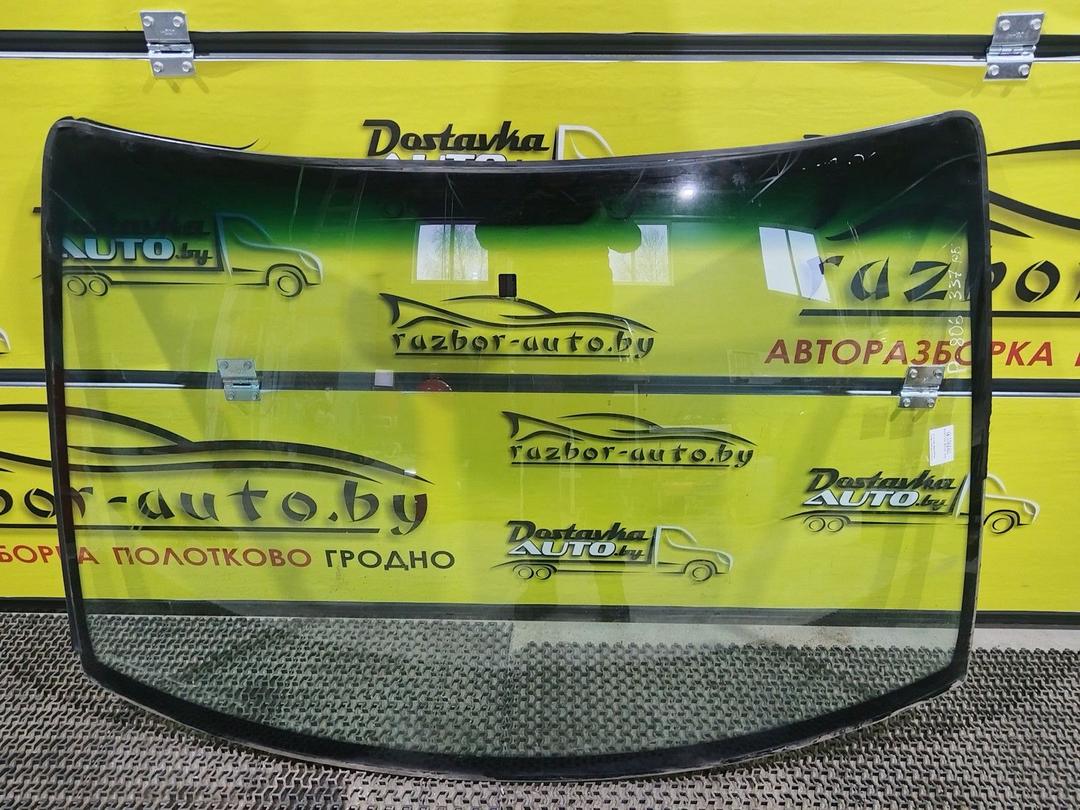 Стекло лобовое VBC4VT Peugeot 806