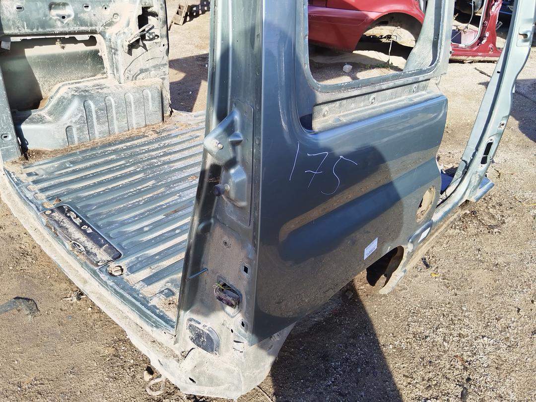 Крыло заднее правое SFIF21 Peugeot Partner undefined