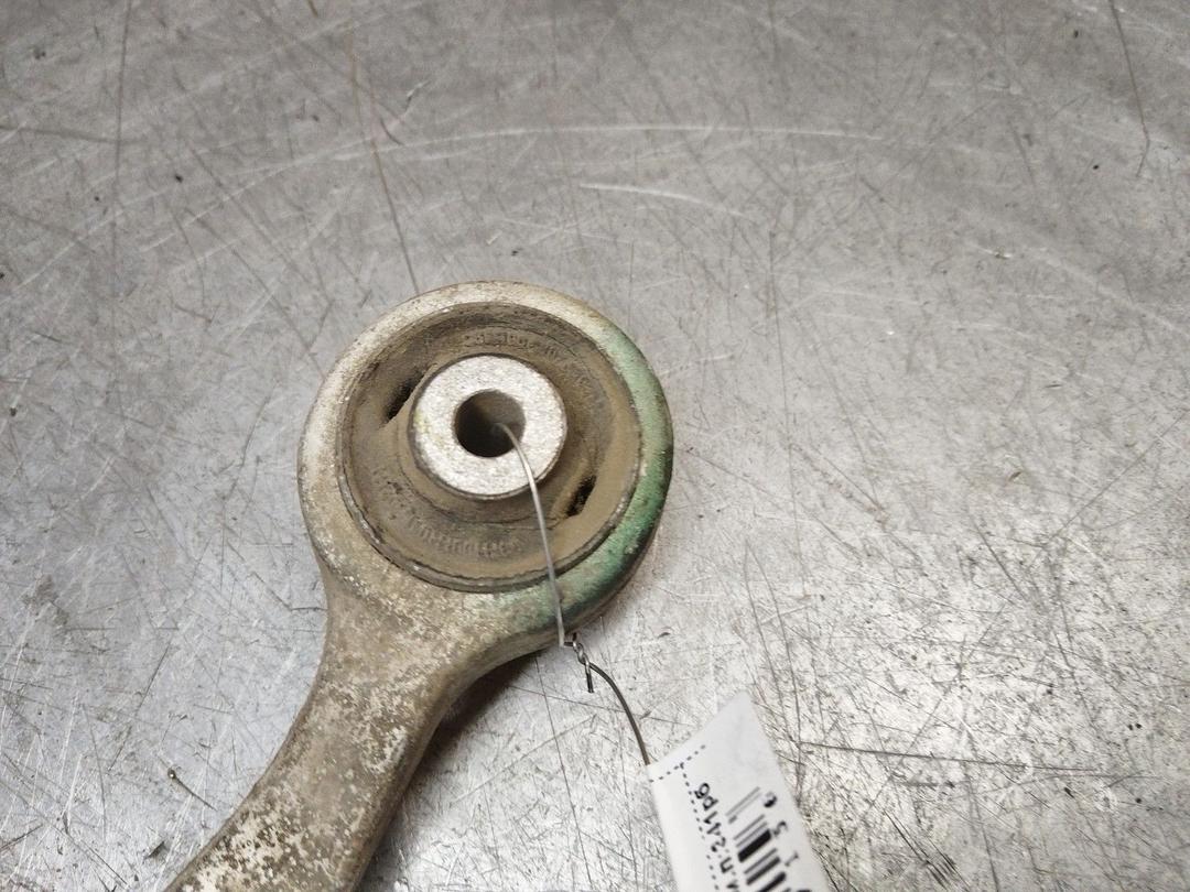 Рычаг передний правый SEKP05 Volkswagen Passat купить с доставкой