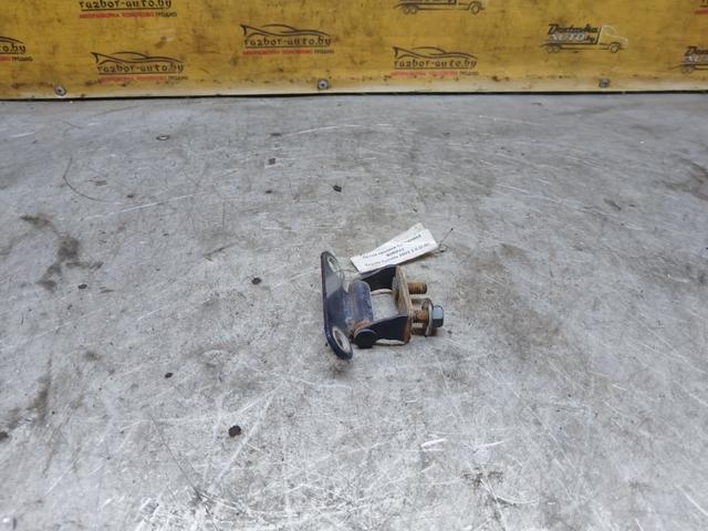 Петля крышки багажника B0R0VJ Toyota Corolla undefined