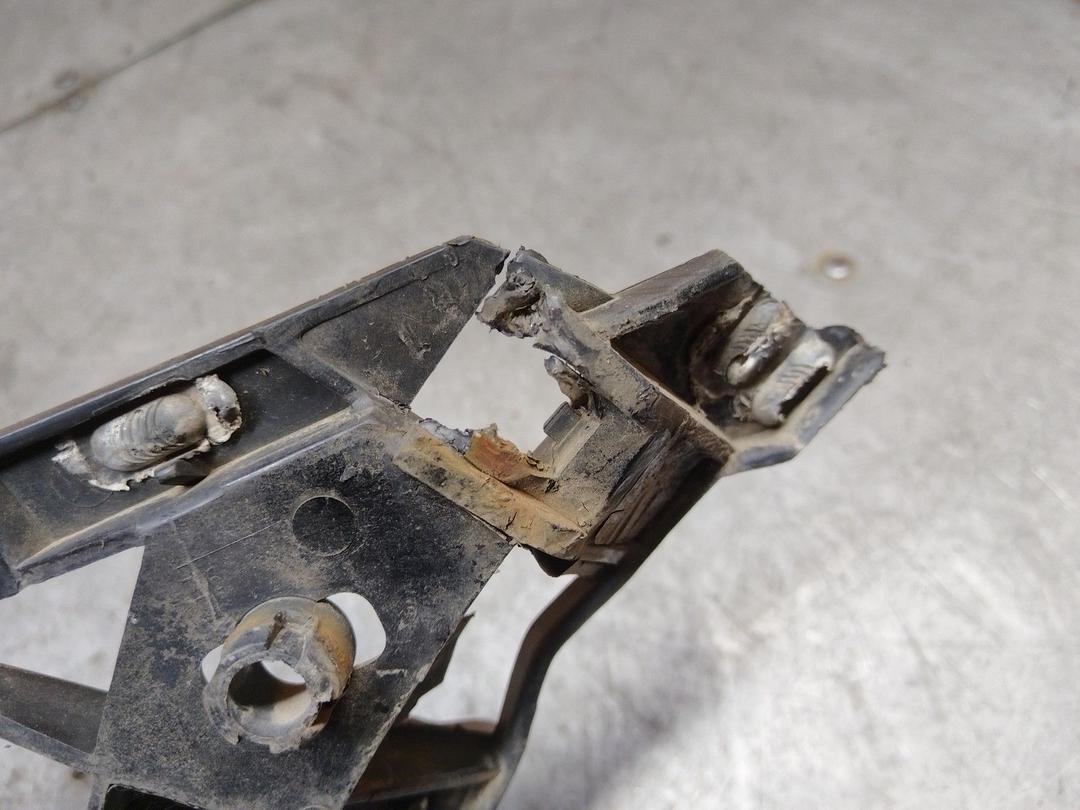 Кронштейн крепления бампера заднего CR05AO Opel Vectra купить в магазине запчастей бу