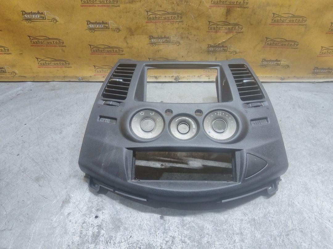 Рамка под магнитолу QXM3DE Mitsubishi Grandis купить