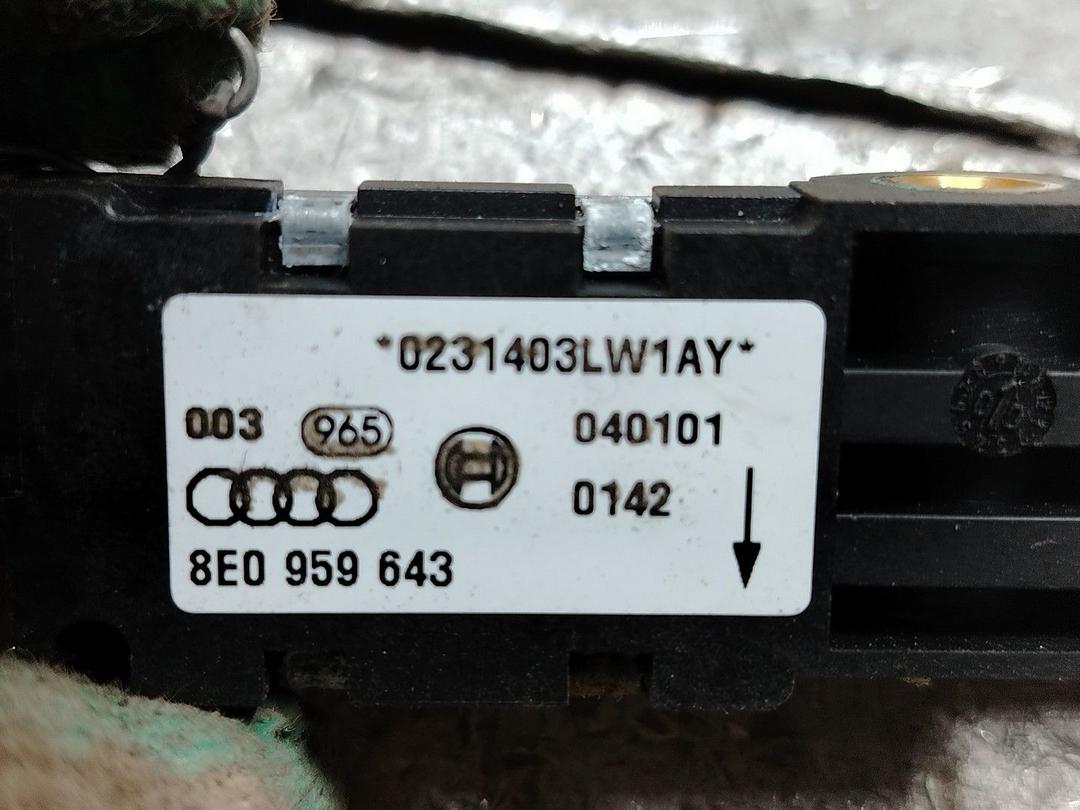 Датчик удара 8OI9CD Audi A4 - Фото 4