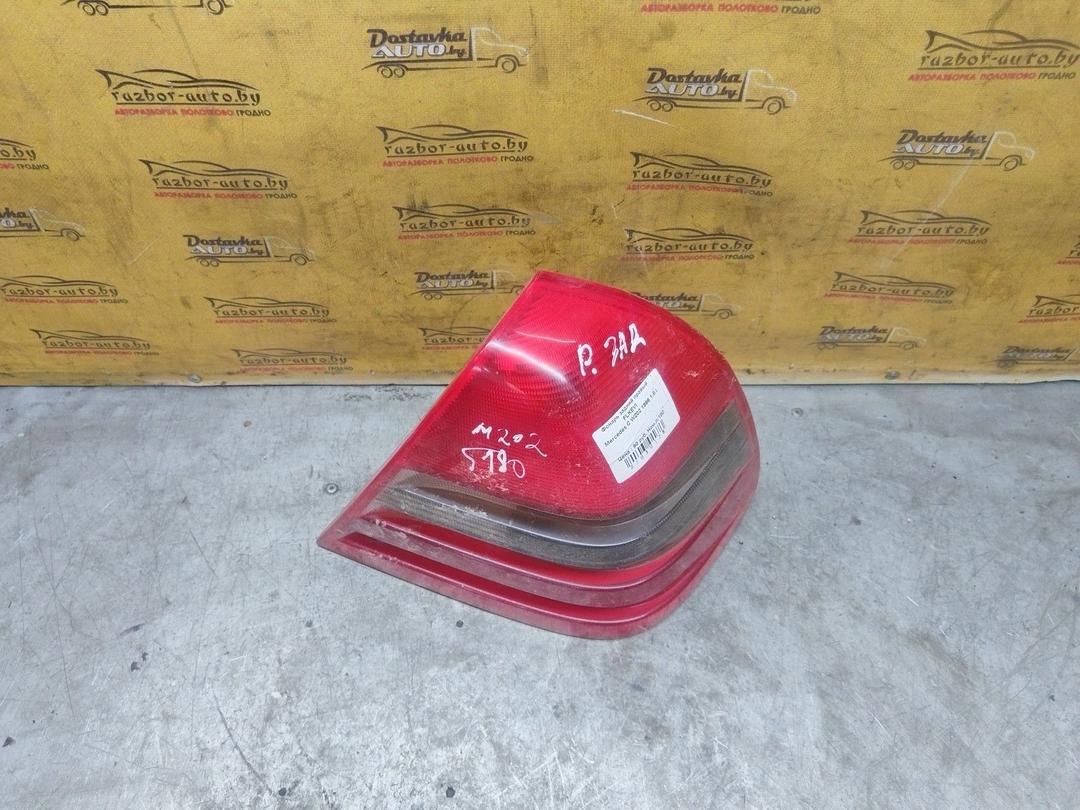 Фонарь задний правый FLKEVI Mercedes C W202 купить на авторазборке