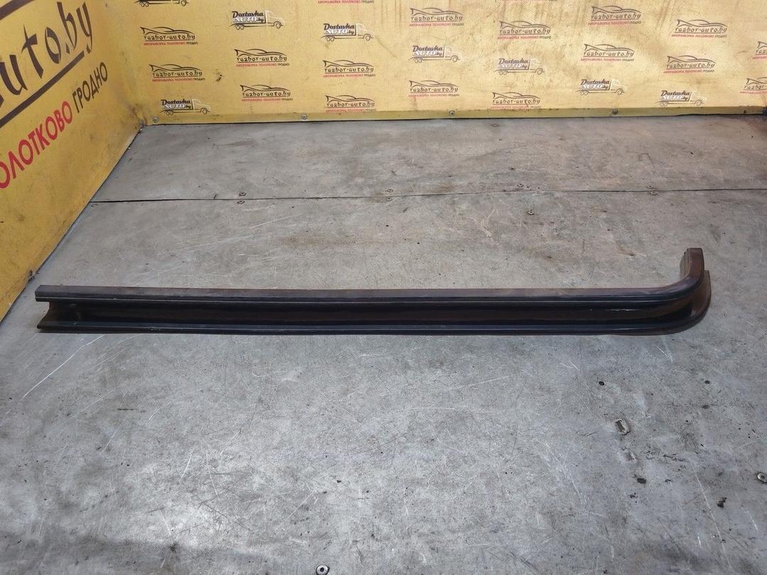 Направляющая сдвижной двери R2OUWM Chrysler Voyager - Фото 2