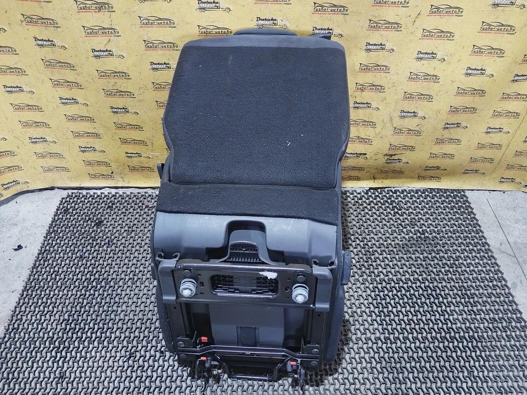 Сиденье заднее EEHTR9 Renault Scenic undefined