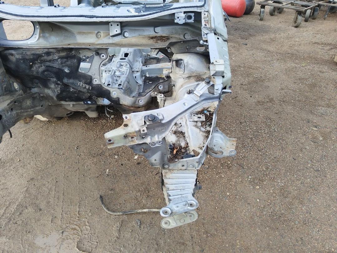 Лонжерон левый ZA863K Opel Zafira