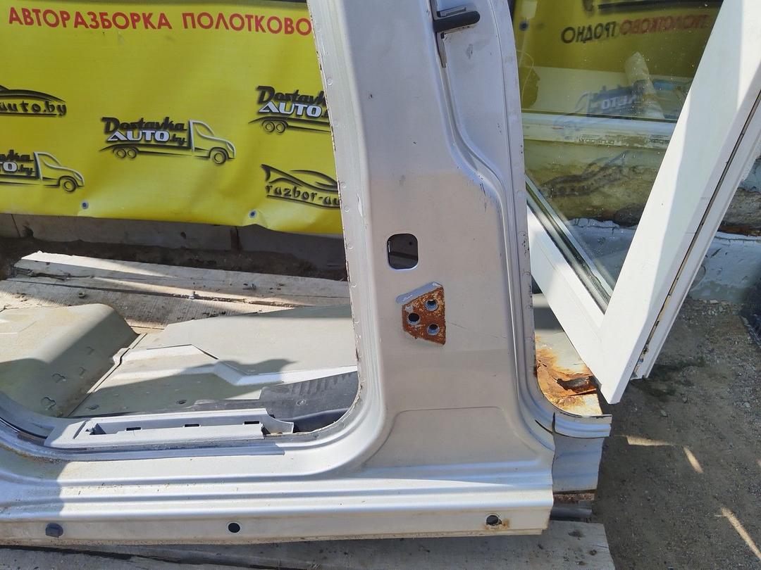 Стойка кузовная центральная правая RS883O Mercedes ML W163 купить