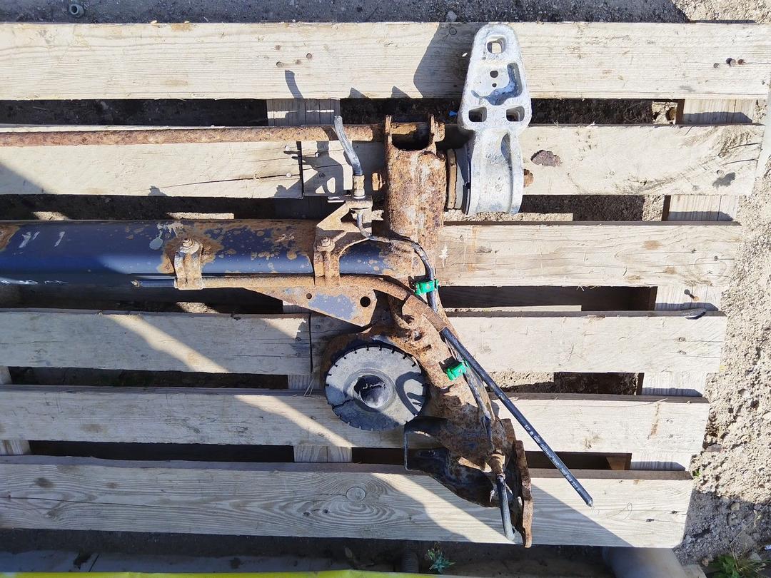 Балка подвески задняя DWYVBW Volkswagen Passat - Фото 2