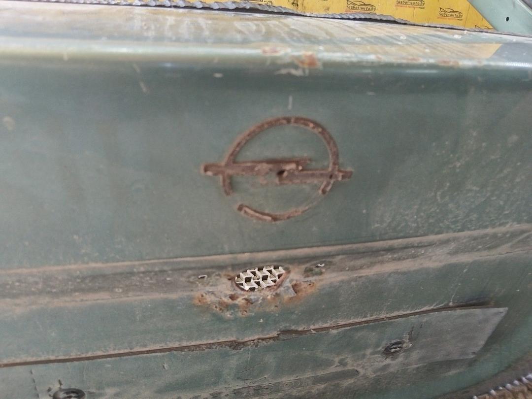 Крышка багажника (дверь 3-5) 7CVX7J Opel Vectra купить с доставкой