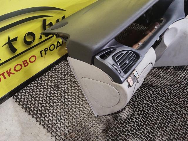 Панель передняя салона (торпедо) R4W0BG Citroen C5 купить в магазине запчастей бу