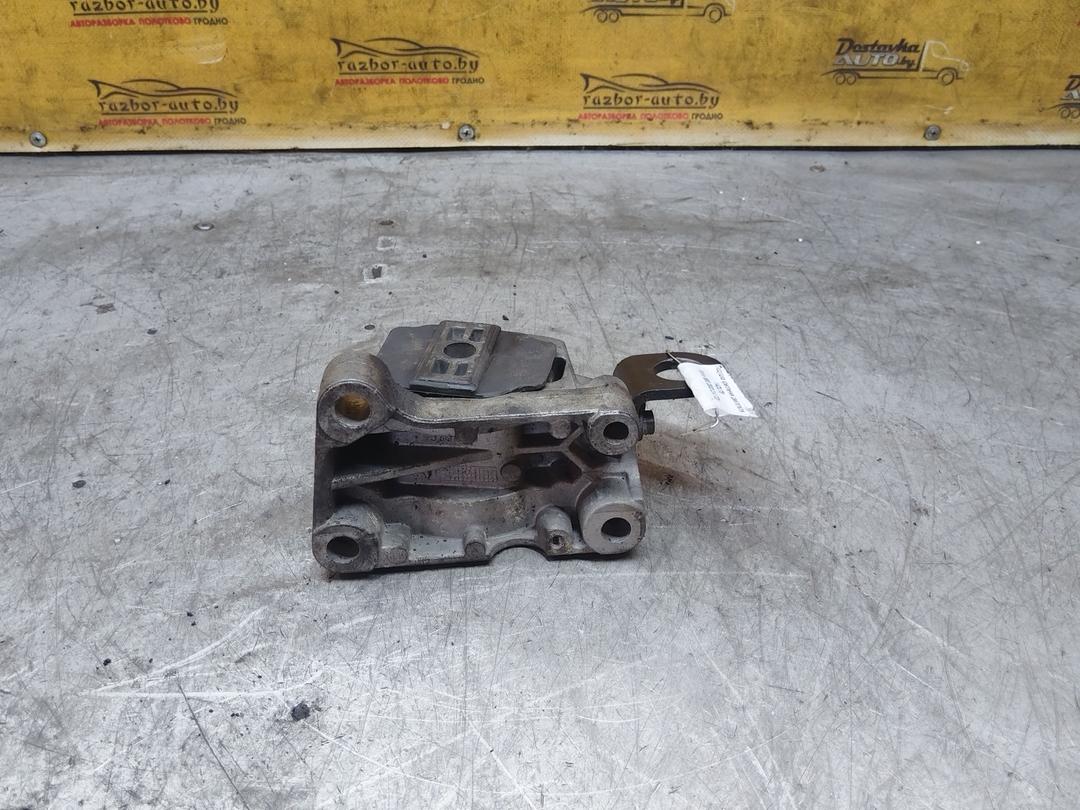 Подушка крепления двигателя 14DUT8 Volvo S80 - Фото 1