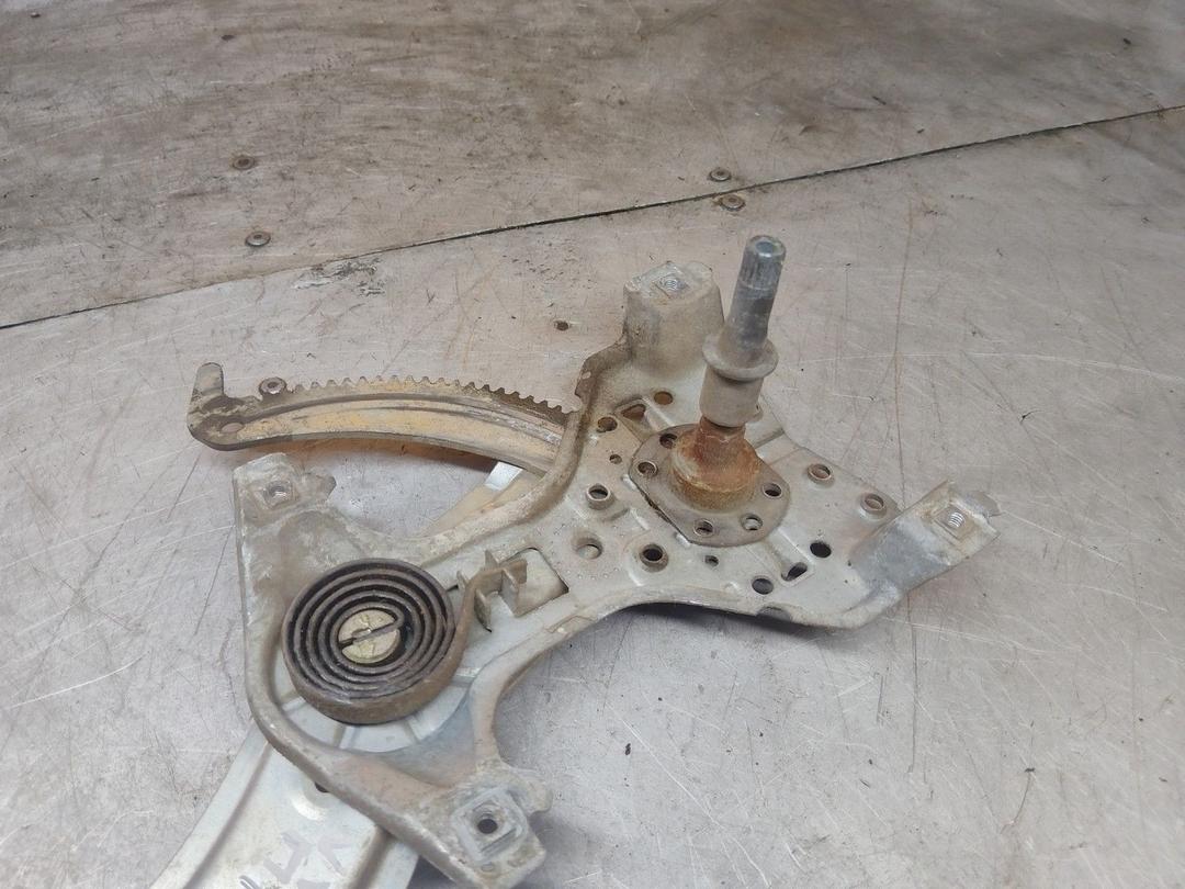 Стеклоподъемник передний правый JA04NT Volkswagen Passat купить с доставкой