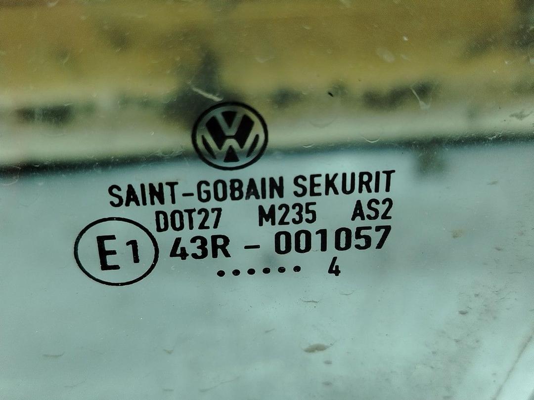 Стекло двери передней левой 87GNPD Volkswagen Golf - Фото 2