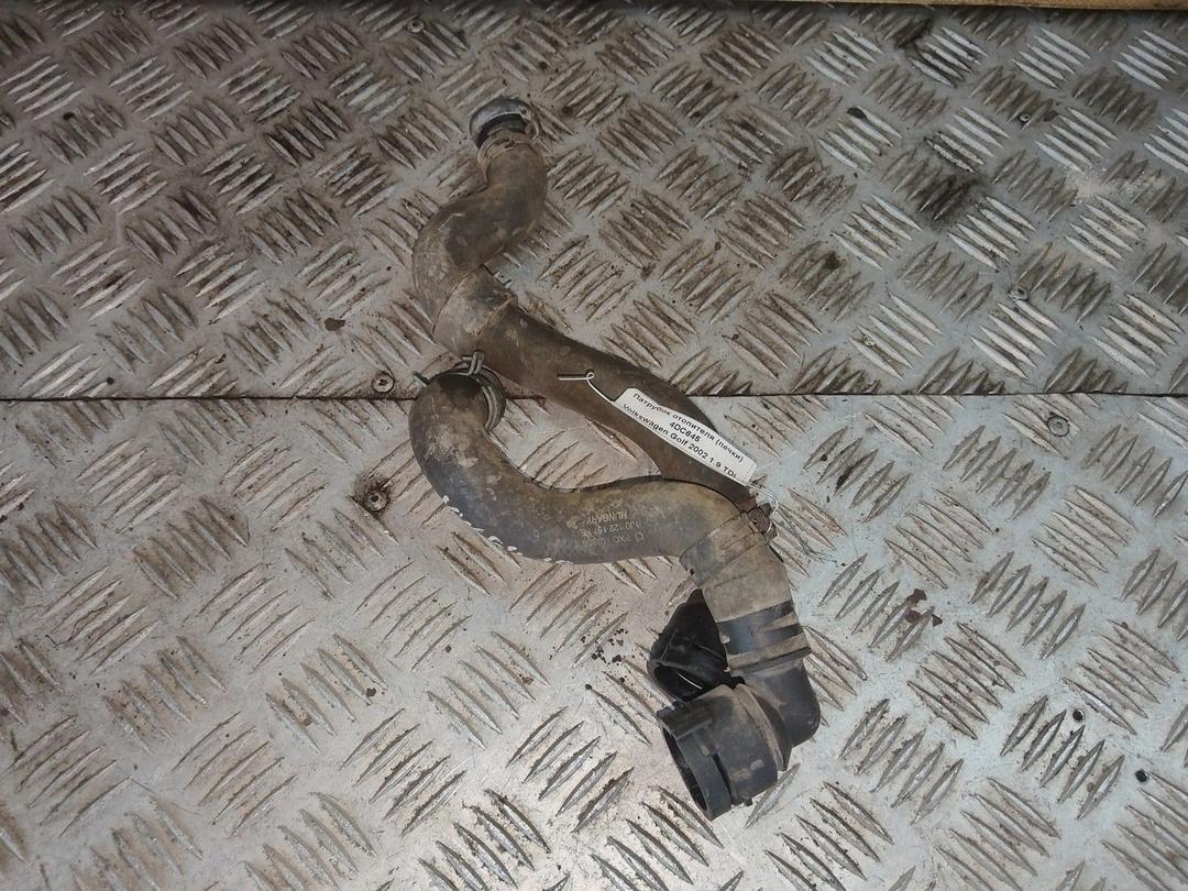 Патрубок отопителя (печки) 4DC645 Volkswagen Golf