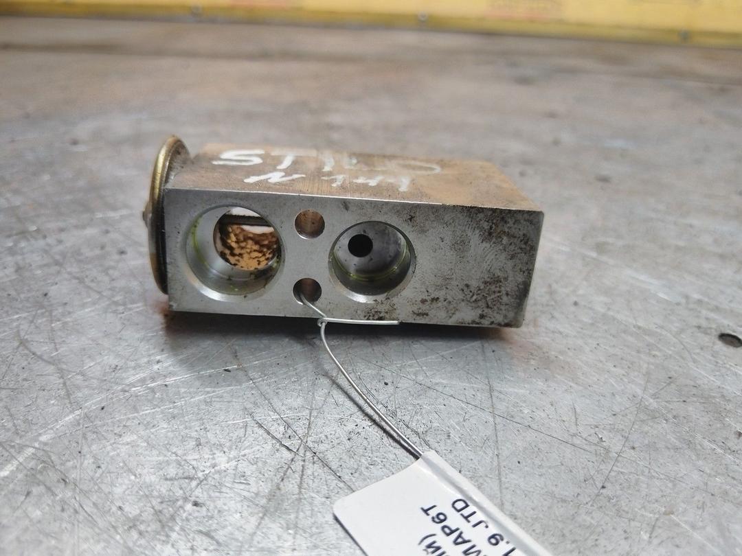 Клапан ТРВ (расширительный) кондиционера UMAP6T Fiat Stilo купить с доставкой