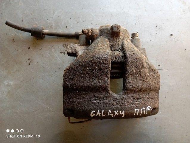 Суппорт передний правый 0K8DYK Ford Galaxy - Фото 1