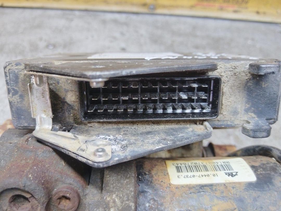 Блок ABS RMZC38 Renault Laguna купить на авторазборке