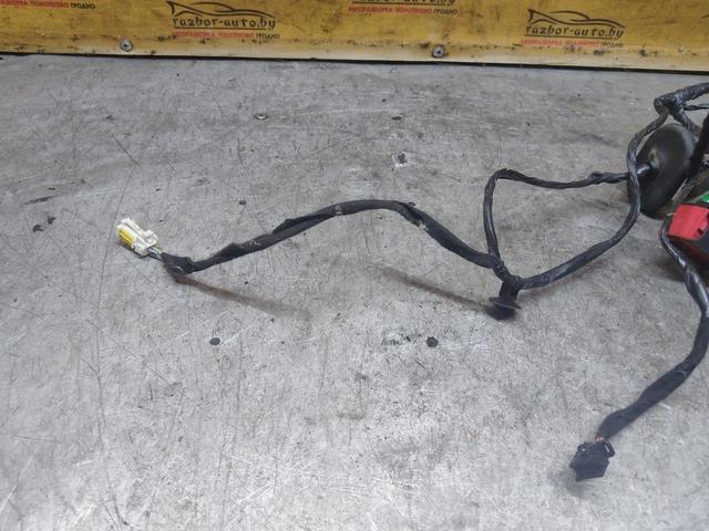 Проводка двери передней правой XEUXRJ Citroen C8 купить на авторазборке