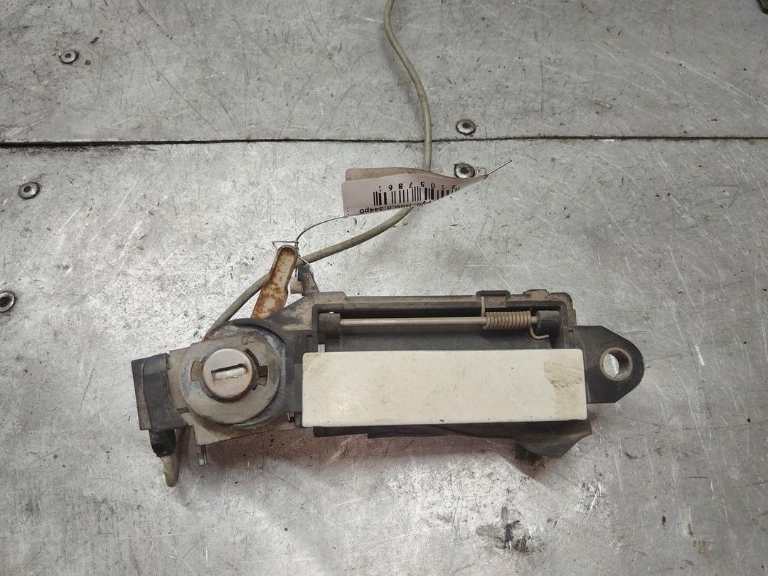 Ручка наружная передняя правая 7XG9WS Audi A4 - Фото 1