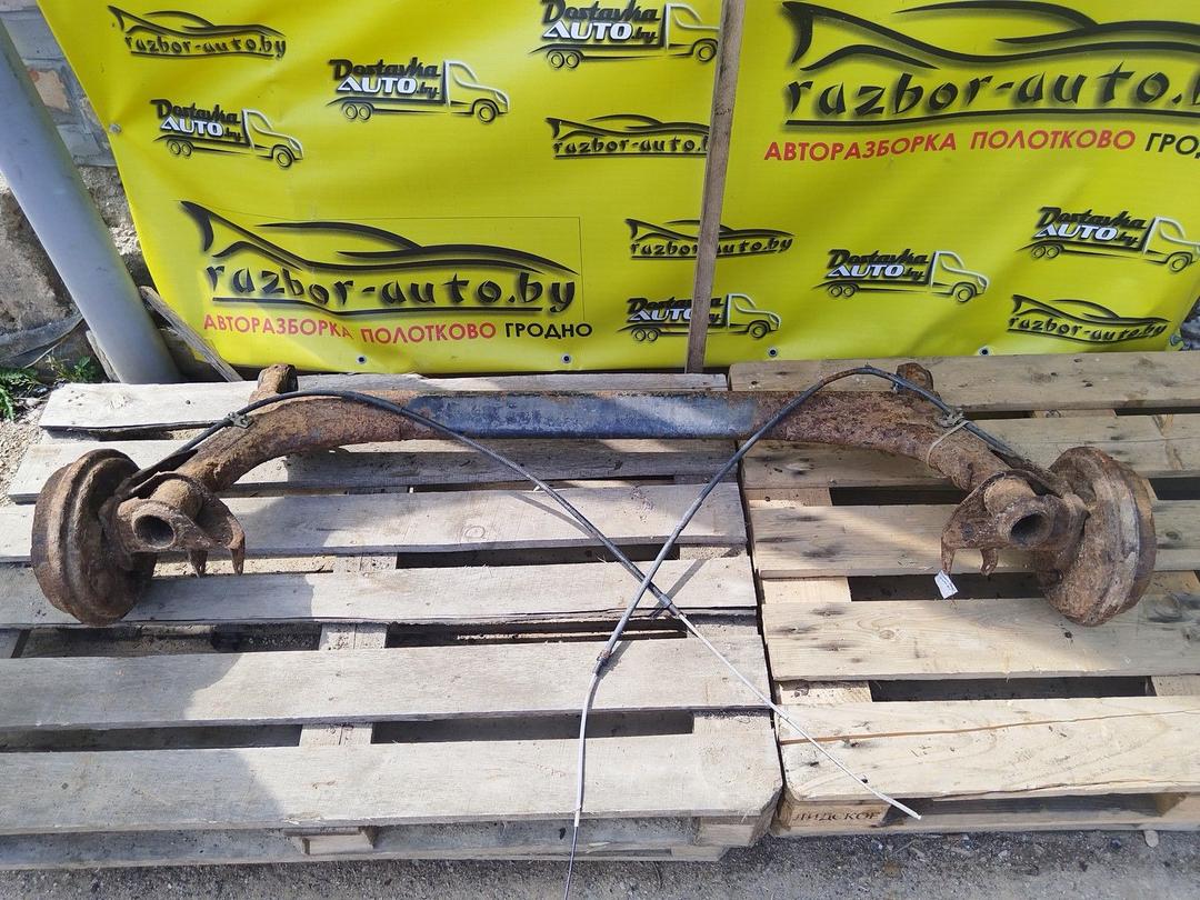 Балка подвески задняя 3J8ZIK Seat Cordoba