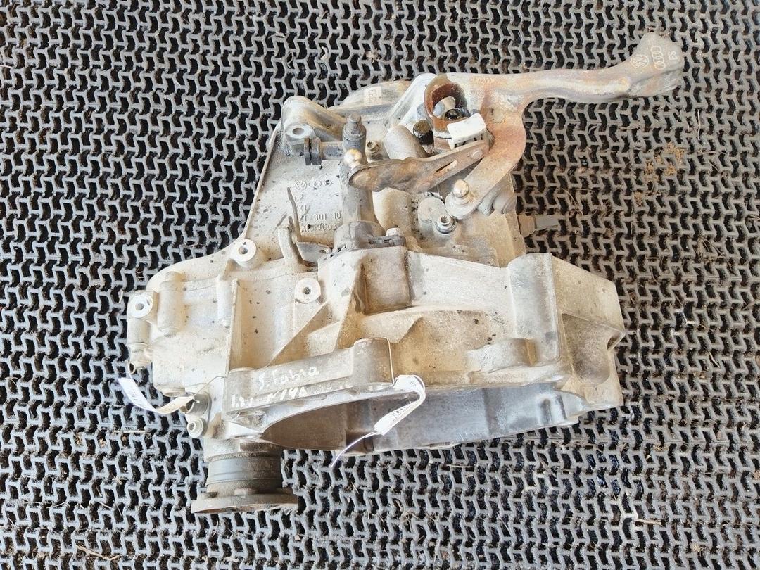КПП механическая (МКПП) 5-ступенчатая 2NIZXR Skoda Fabia - Фото 5