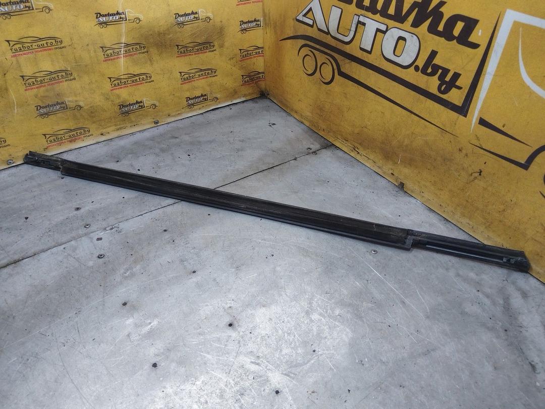 Уплотнитель стекла двери (бархотка) H1ICZU Kia Sorento - Фото 2