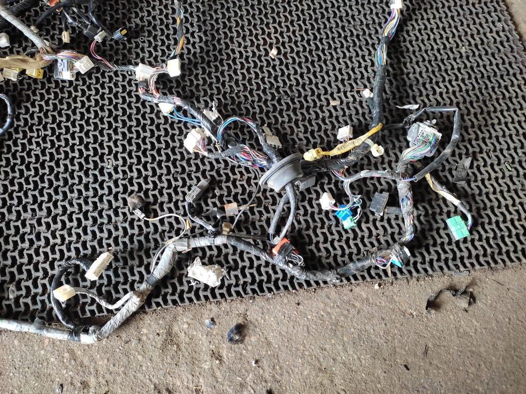 Проводка салона 855O3V Mazda MPV купить с доставкой