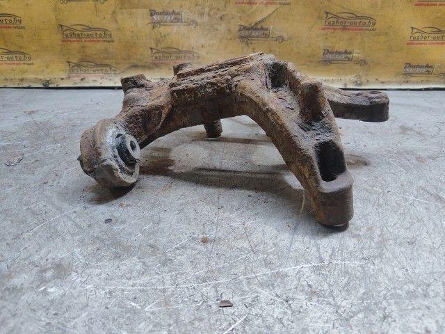 Кулак задний правый 3GNM5E Opel Signum купить на авторазборке