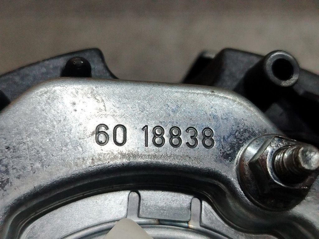 Подушка безопасности водителя UO0I7M Volkswagen Polo - Фото 4