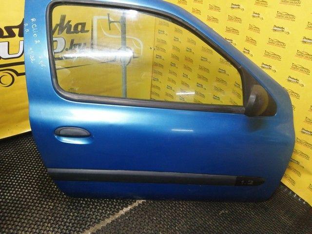Обшивка двери передней правой (дверная карта) 9YMPOE Renault Clio