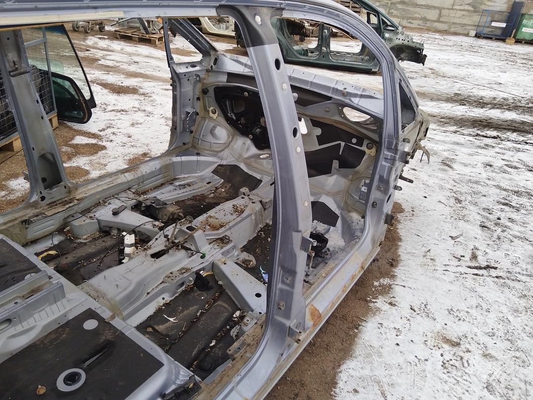 Стойка кузовная центральная правая DXJD2H Opel Zafira купить с доставкой