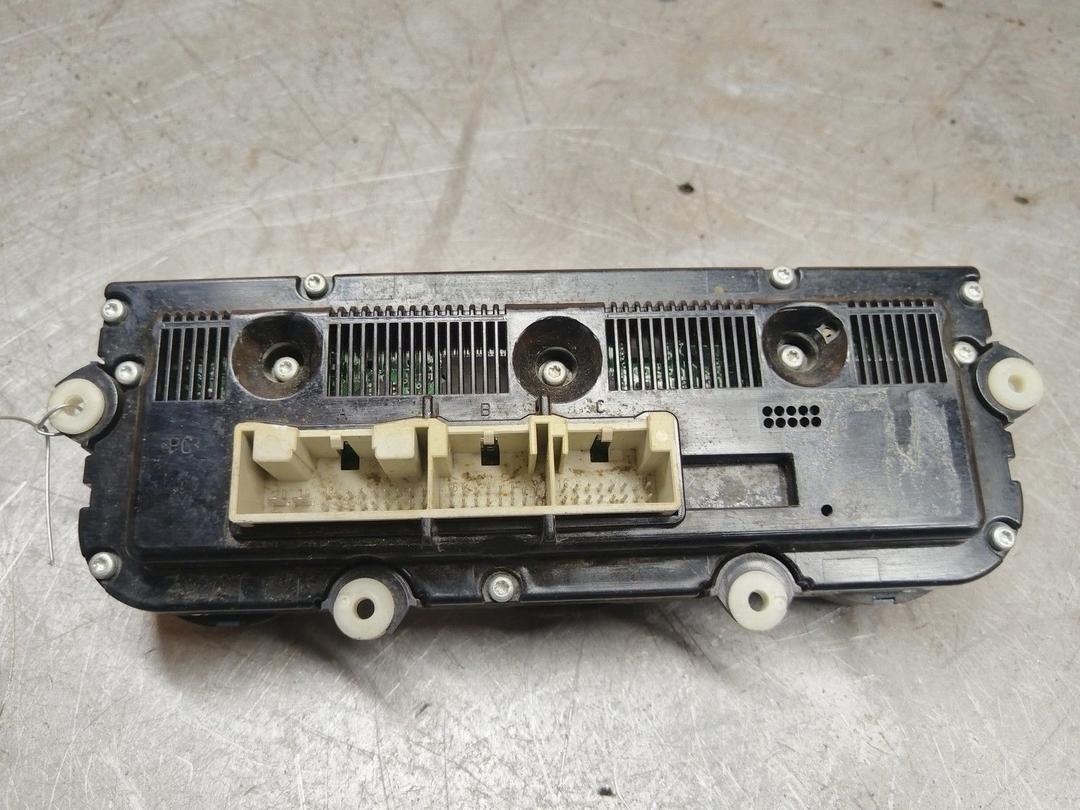 Блок управления печки/климат-контроля RZAL9H Volkswagen Passat - Фото 3