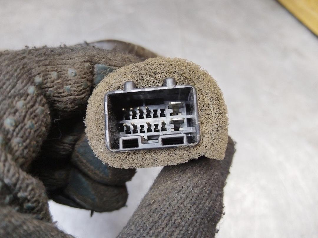 Проводка крышки багажника YM8DLQ Mazda Premacy - Фото 2