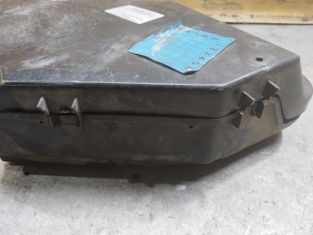 Короб предохранителей DH2E4D Renault Espace купить на авторазборке