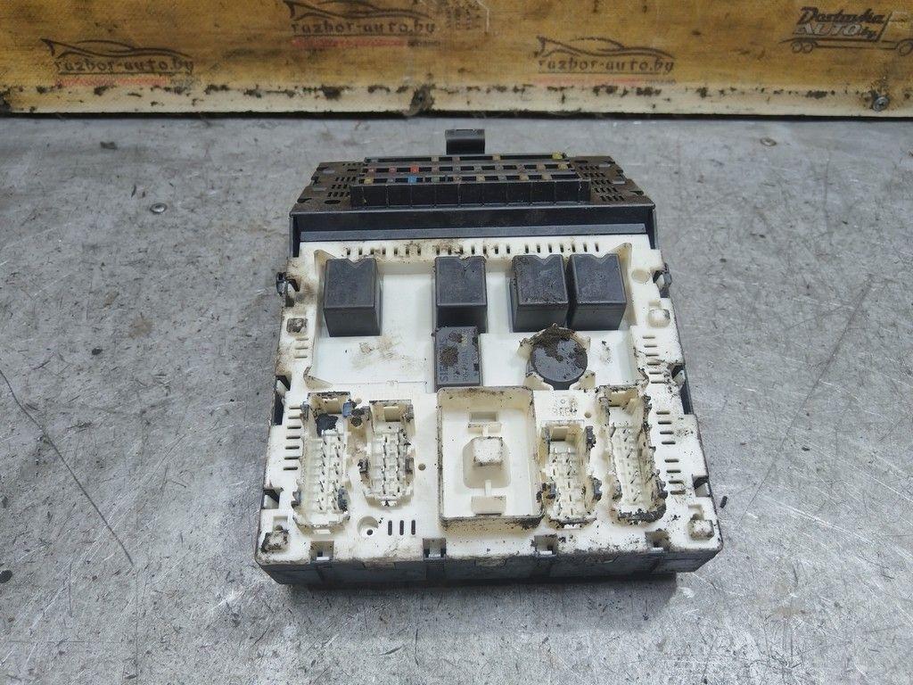 Блок предохранителей BNJI0C Renault Scenic - Фото 3