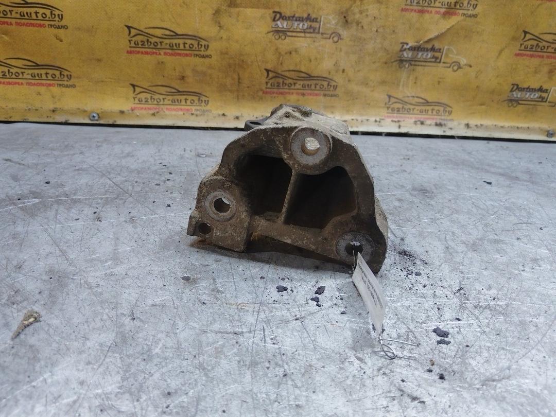 Кронштейн двигателя 6SN337 Audi 100 купить