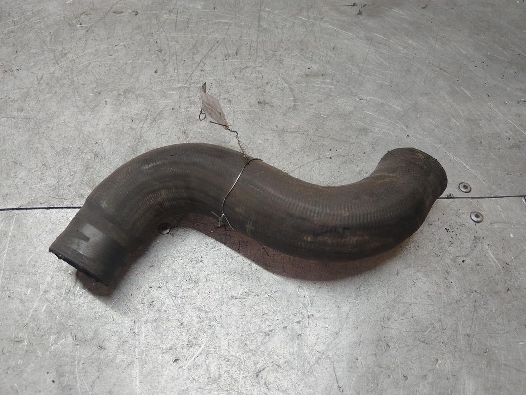 Патрубок радиатора JE2QOW Toyota Avensis - Фото 1