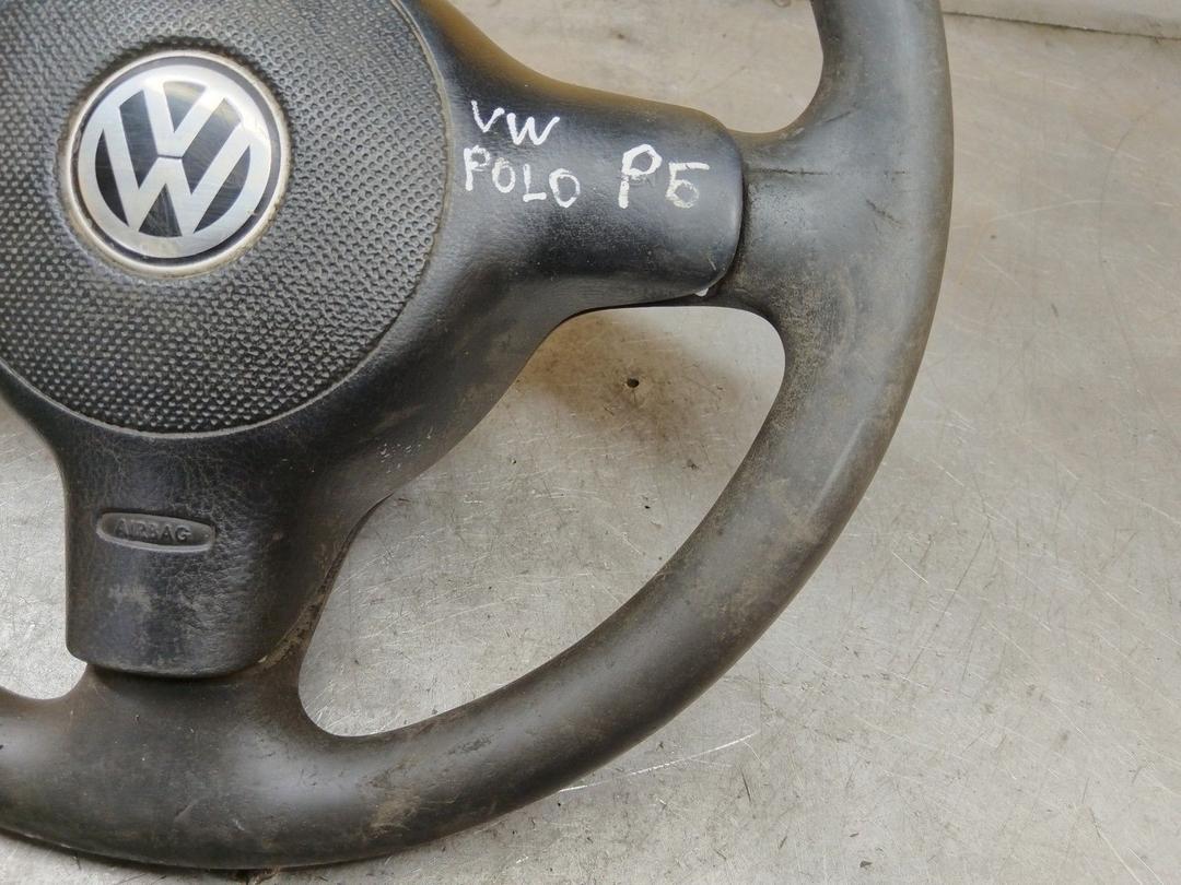 Руль ERD83A Volkswagen Polo купить с доставкой. Огромный выбор запчастей и марок авто. У нас есть практически все.