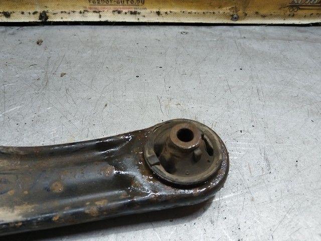 Рычаг передний правый 0JQD4F Toyota Yaris купить