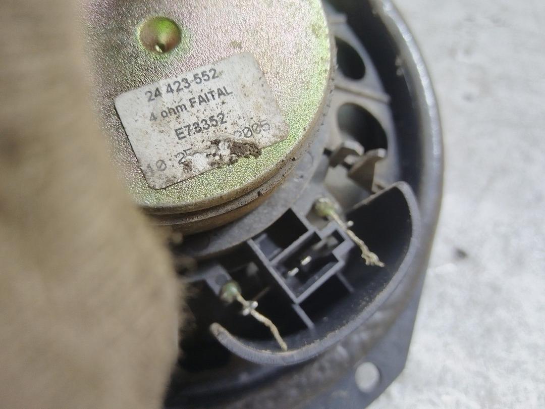 Динамик двери задней правой P3LR10 Opel Vectra купить в магазине запчастей бу