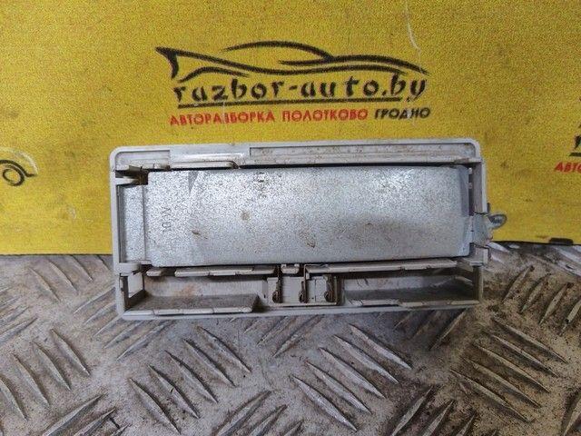 Фонарь салона (плафон) 2UJ059 Ford Galaxy купить