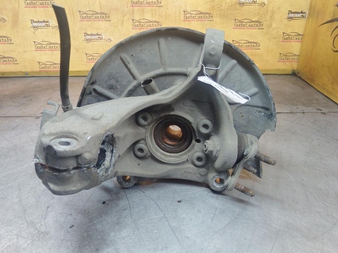 Кулак поворотный правый QKH8EQ Volkswagen Passat купить в магазине запчастей бу