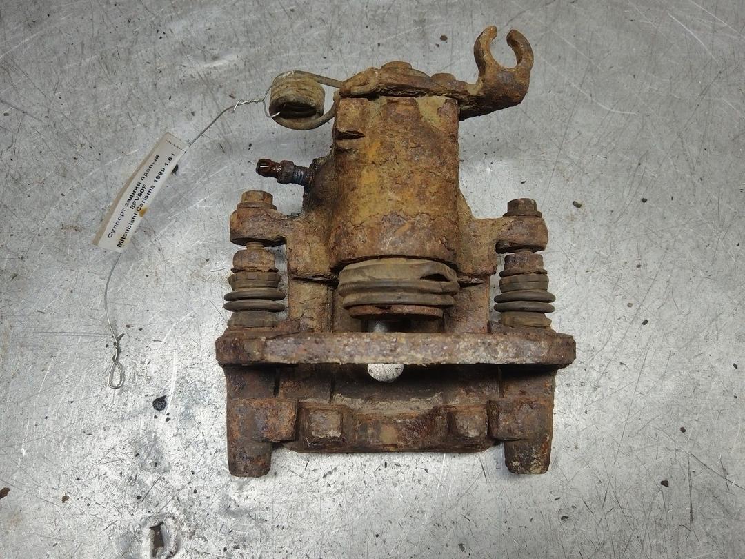 Суппорт задний правый 8FV90F Mitsubishi Carisma - Фото 5