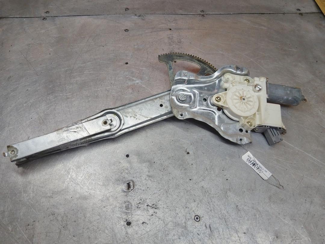 Стеклоподъемник электрический передний левый X7LK1G Toyota Avensis