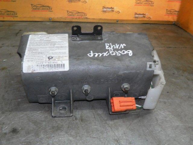 Подушка безопасности пассажира 8OBNZG Chrysler Voyager купить