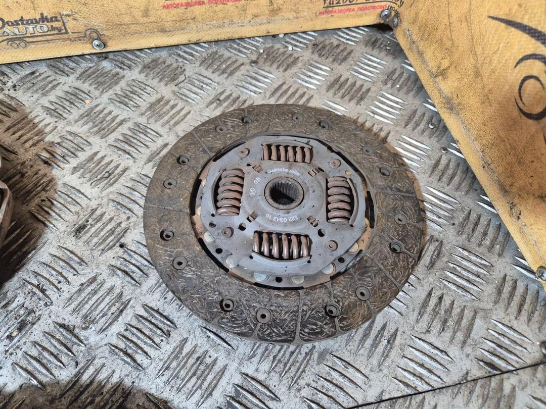 Комплект сцепления U1CNKT Renault Scenic купить на авторазборке